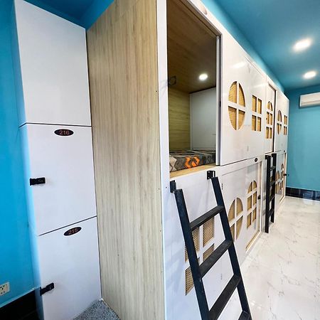 Tva Homestay - Tva Sleepbox - Tva Working Space Пном Пен Екстериор снимка